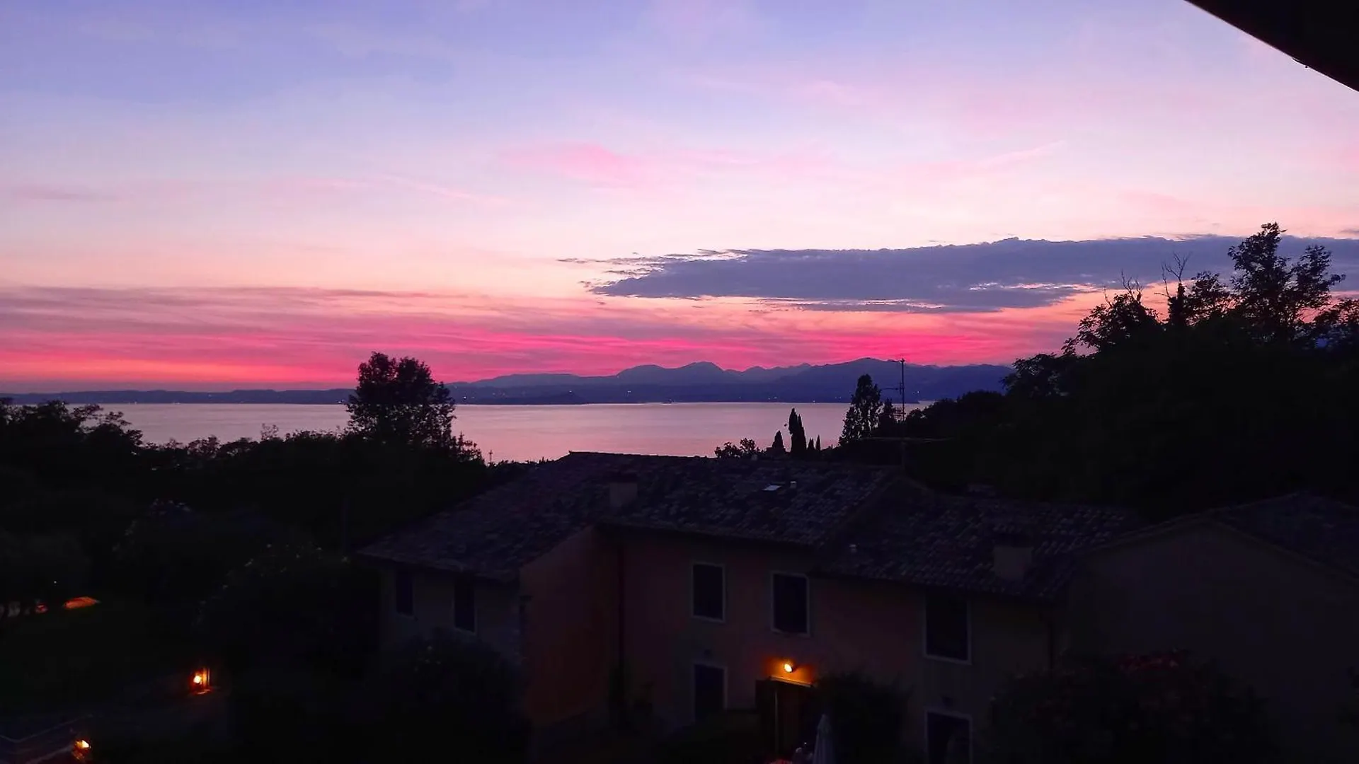 Antico Convento - Regarda Travel Apartment Bardolino